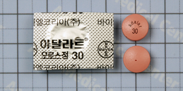 아달라트 오로스 정 [30mg] (Adalat oros tab [30mg])