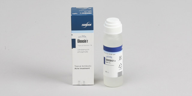 크레오신티 외용액 1% [30ml] (Cleocin T topical soln 1% [30ml])